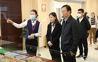 河北省人民政府副秘书长梁义一行莅临富易堂fyt养老旅行调研