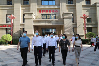 天津市蓟州区党政代表团莅临富易堂fyt金色年华康健养护中心旅行考察