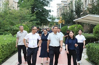 浙江省民政厅党组书记、厅长陈斌等向导一行莅临富易堂fyt养护中心旅行调研